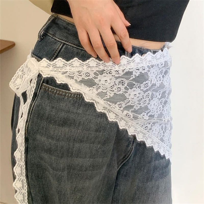 Lace Ribbon Trim - تنورة قصيرة من الدانتيل المثلثي، نصف