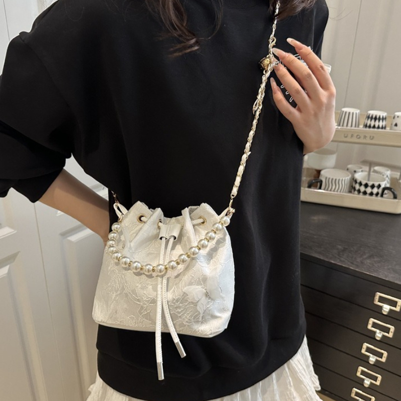 حقيبة يد أنيقة من الدانتيل مع  - مراجعة Beaded Trim Fringe وسعره